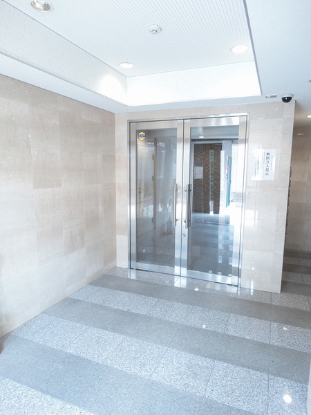 4/4 エントランス