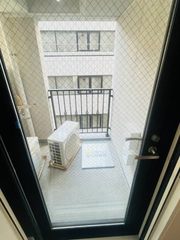 18/24 バルコニー