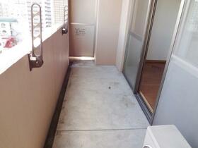 13/16 バルコニー