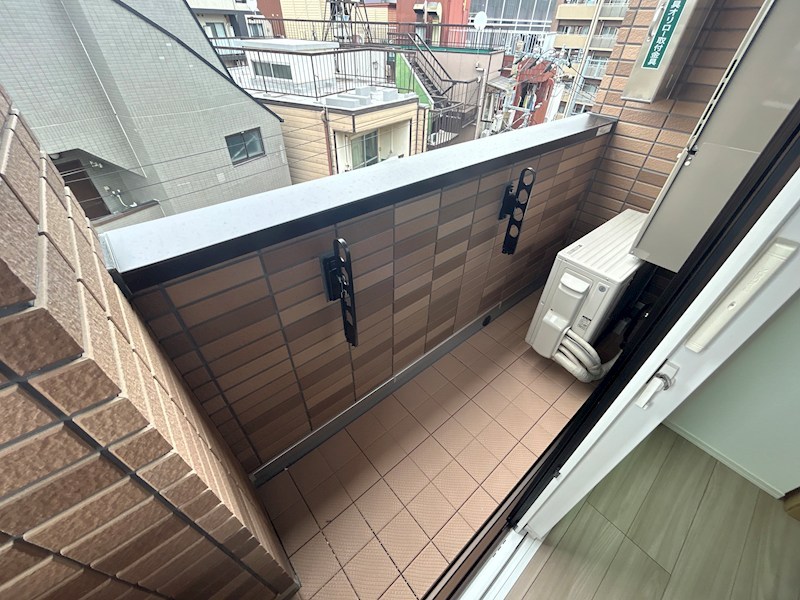 16/19 バルコニー