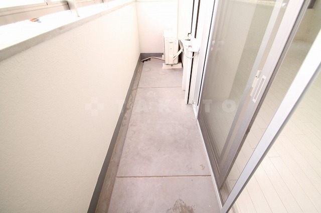 16/28 バルコニー