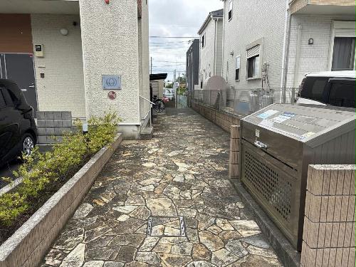 13/20 エントランス