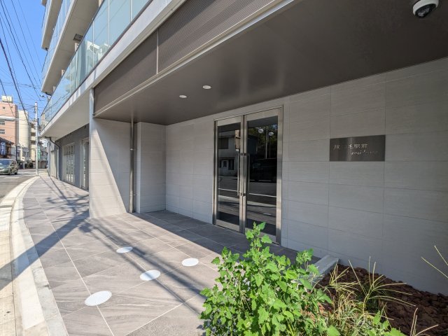 15/17 エントランス