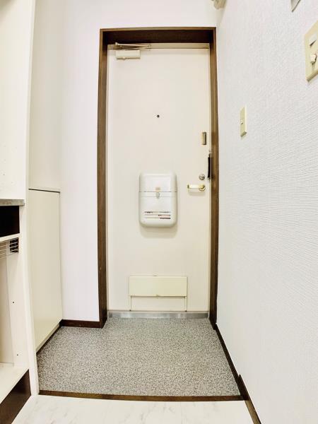 13/29 玄関