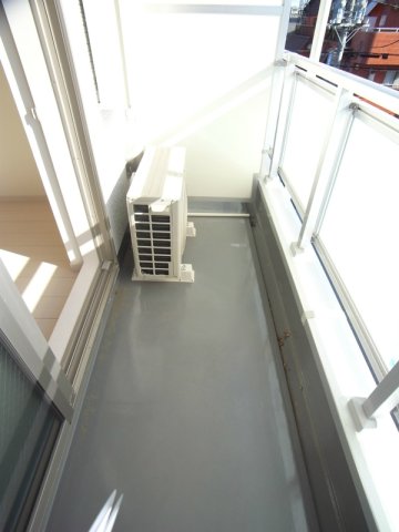 13/20 バルコニー