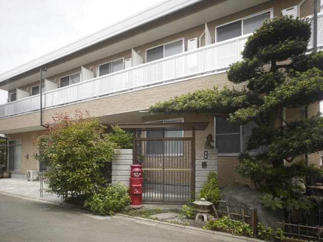 19/19 エントランス