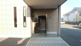 15/15 エントランス