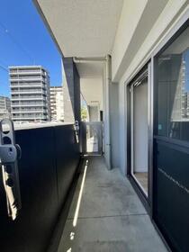 13/16 バルコニー