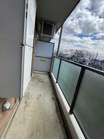 13/16 バルコニー