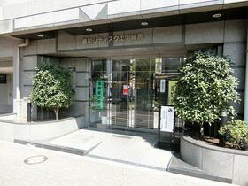 4/5 エントランス