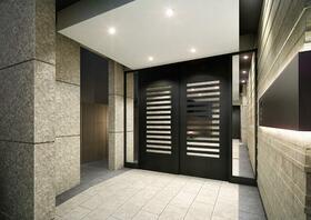 4/4 エントランス