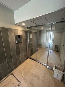 14/15 エントランス