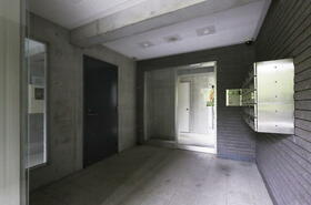 4/4 エントランス