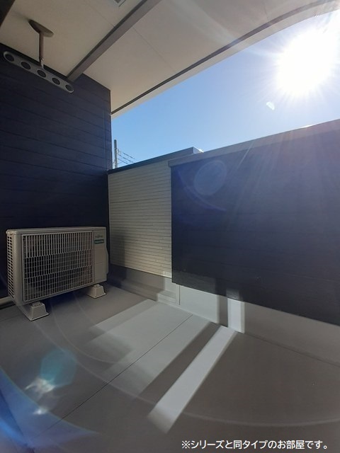 13/20 バルコニー