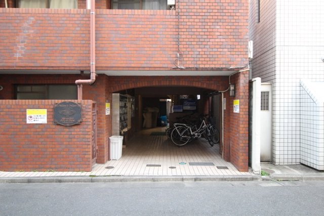 4/6 エントランス