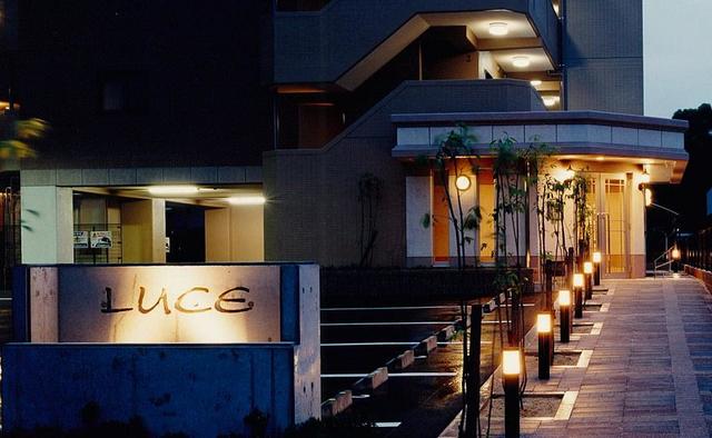 18/30 エントランス