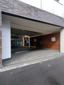 13/13 エントランス