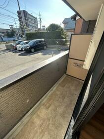 13/16 バルコニー