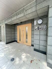 16/16 エントランス