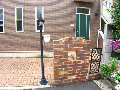 15/15 エントランス