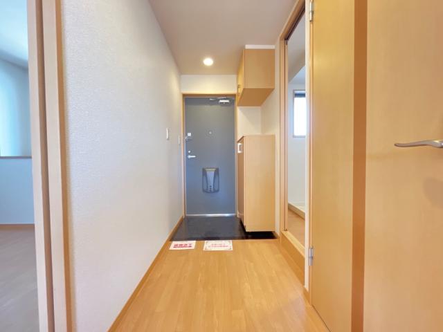 13/21 玄関