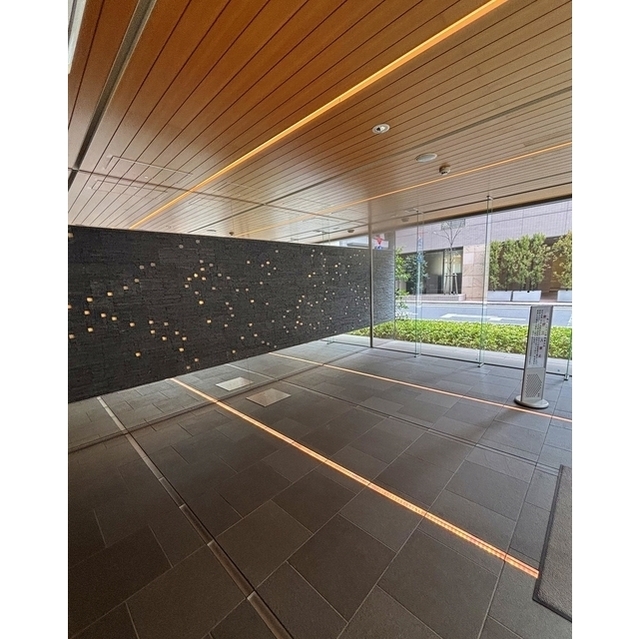 13/13 エントランス