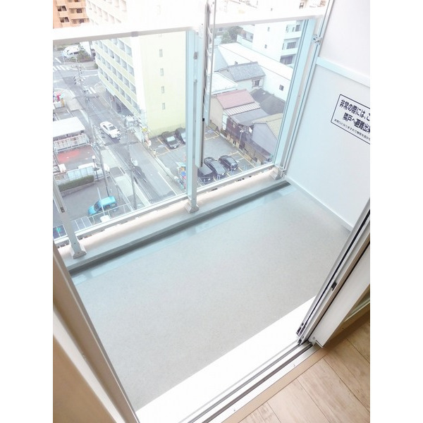 18/23 バルコニー