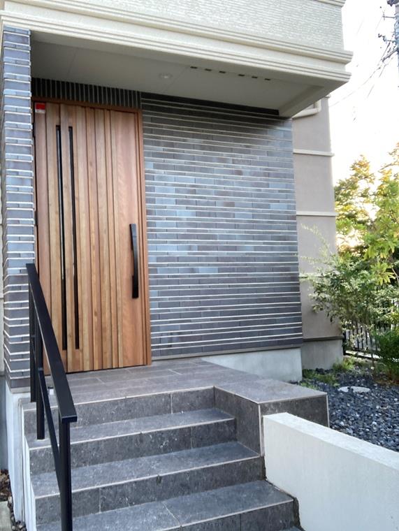 17/18 エントランス