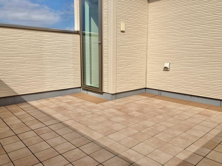 14/19 バルコニー