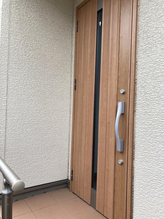 16/20 エントランス