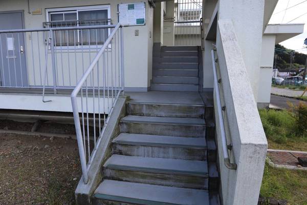 2/3 エントランス