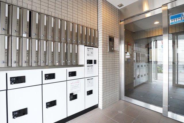 19/20 エントランス