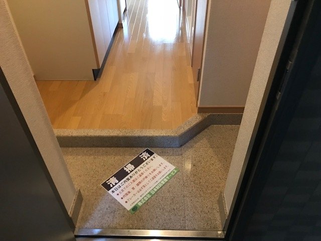 6/16 玄関