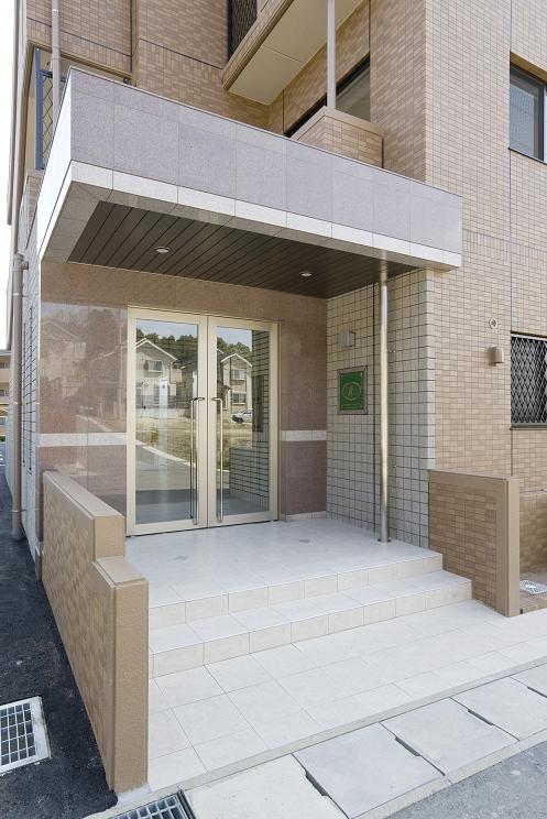 17/21 エントランス