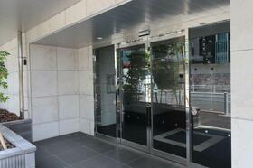 15/16 エントランス