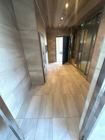 15/16 エントランス