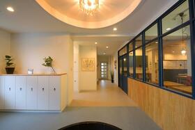 13/14 エントランス