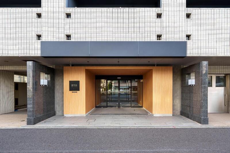 13/21 エントランス