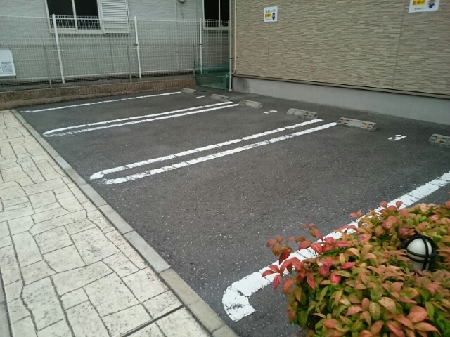 14/20 駐車場