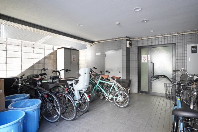 19/21 エントランス