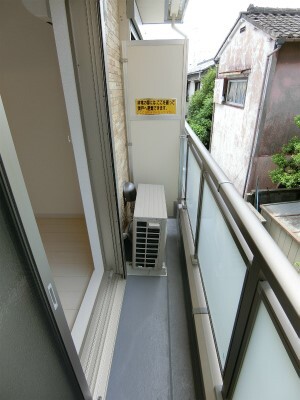 13/19 バルコニー