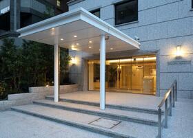 14/14 エントランス