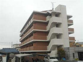 14/16 エントランス