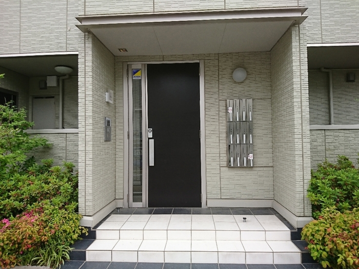 17/18 エントランス