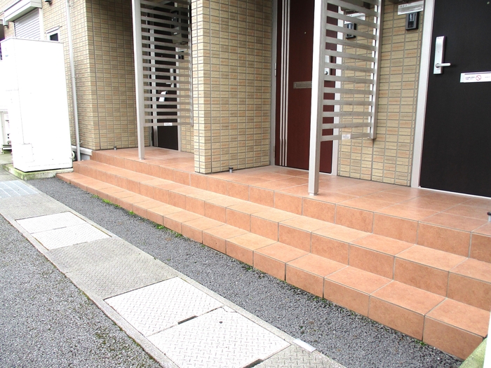 17/24 エントランス