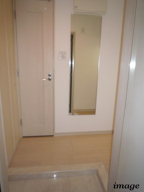 22/25 エントランス