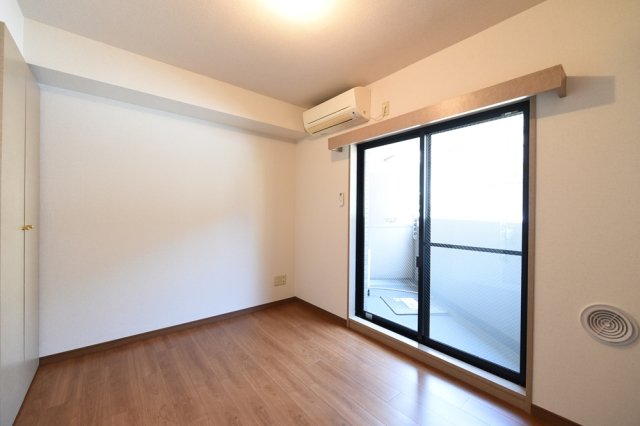 16/18 エントランス