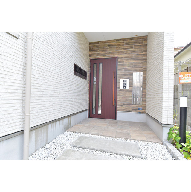 13/20 エントランス