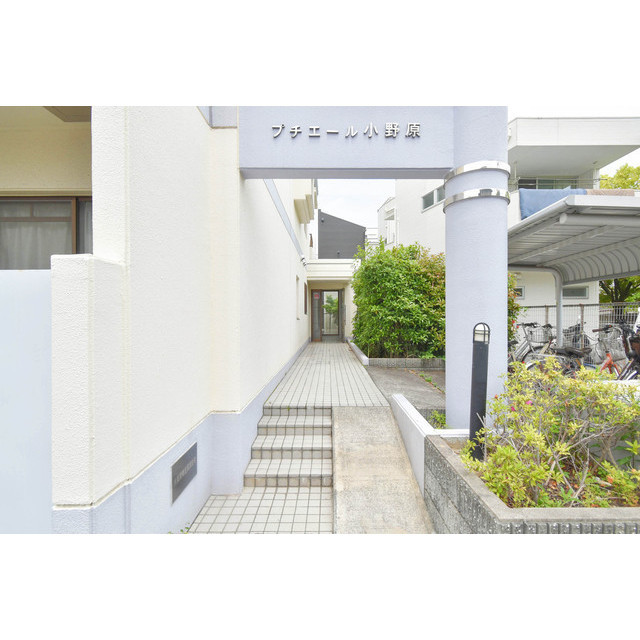 5/6 エントランス