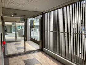 2/2 エントランス